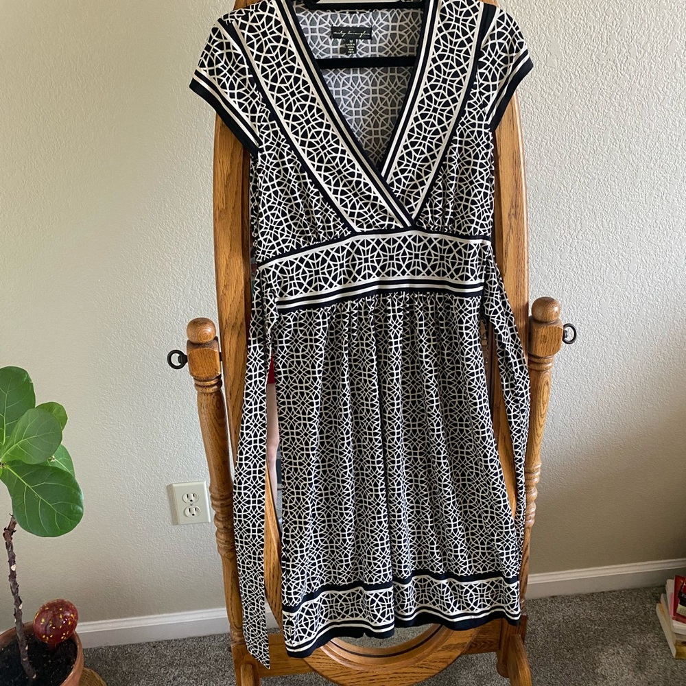 City Triangles Monochrome Patterned Dress